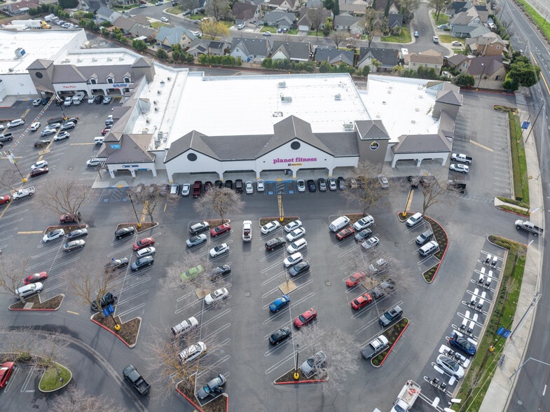 More Photos Of 3900 Pelandale Ave, Modesto Unknown For Lease