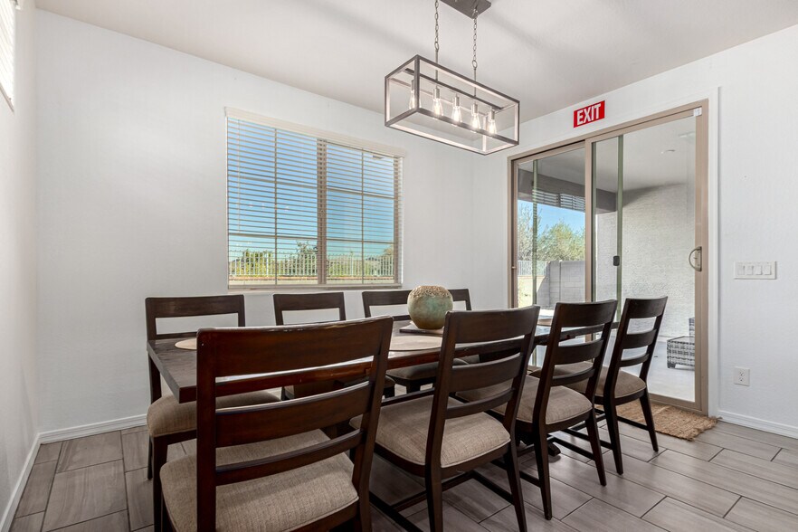 More Photos Of 10838 W San Juan Ave, Phoenix Healthcare For Sale