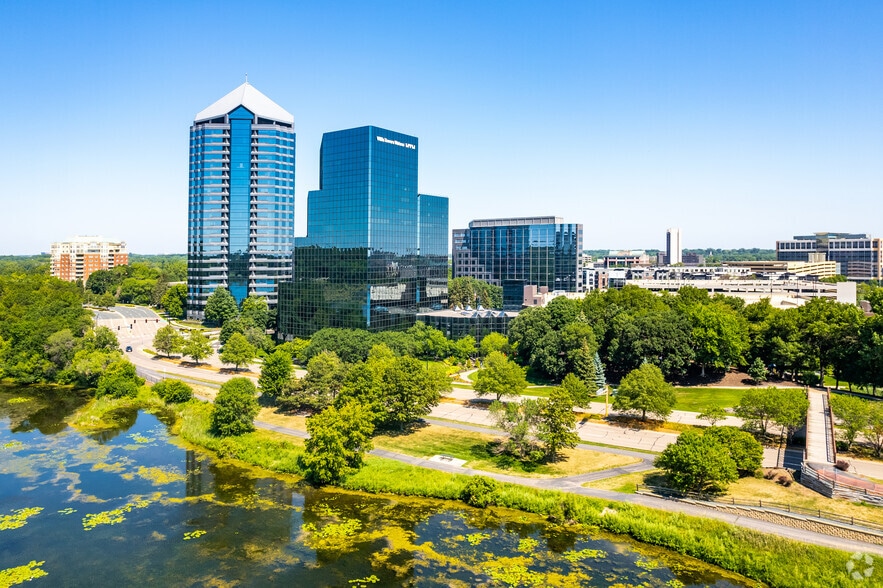 More Photos Of 8000-8500 Normandale Lake Blvd, Bloomington Unknown For Lease