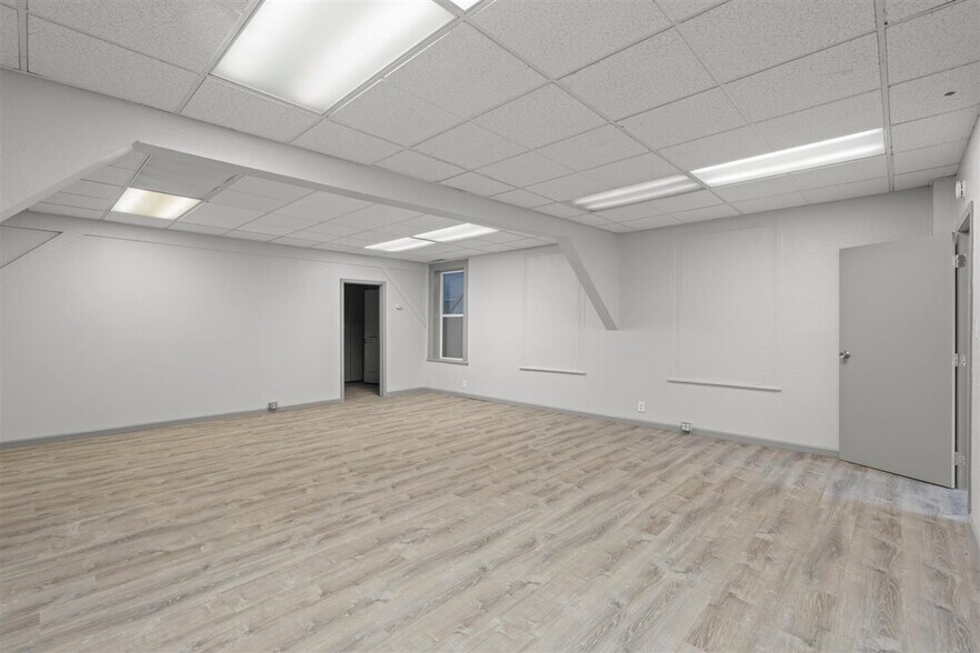 More Photos Of 19 Joost Ave, San Francisco Multifamily For Sale