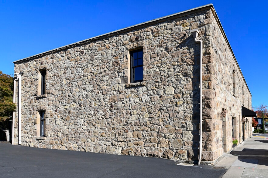 More Photos Of 1417 Railroad Ave, Saint Helena Medical For Sale