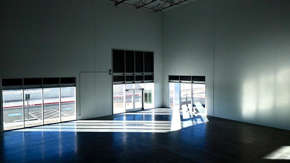 More Photos Of 2750 Simmons St, North Las Vegas Unknown For Lease