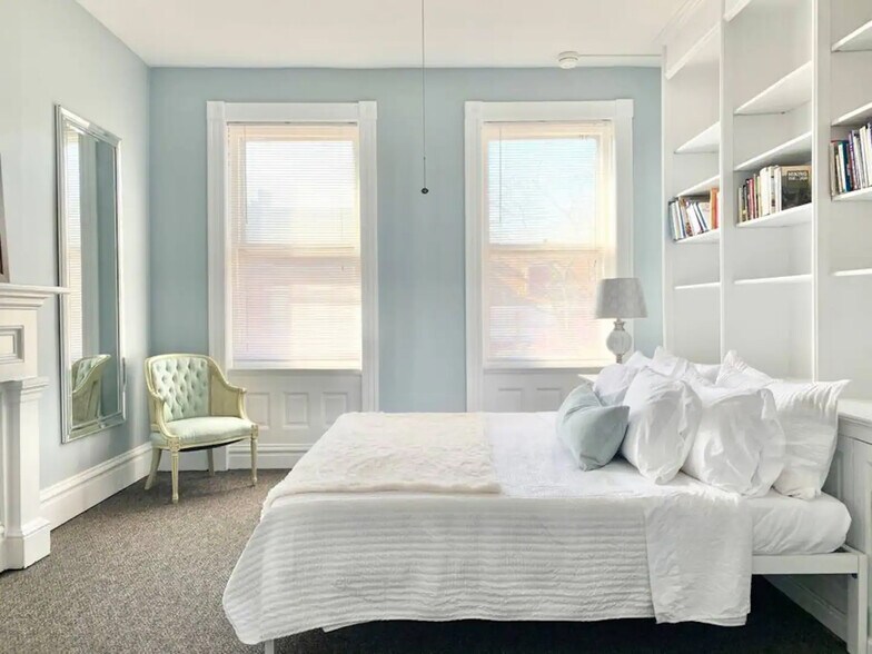 More Photos Of 1808 S 9th St, Saint Louis Freestanding For Sale