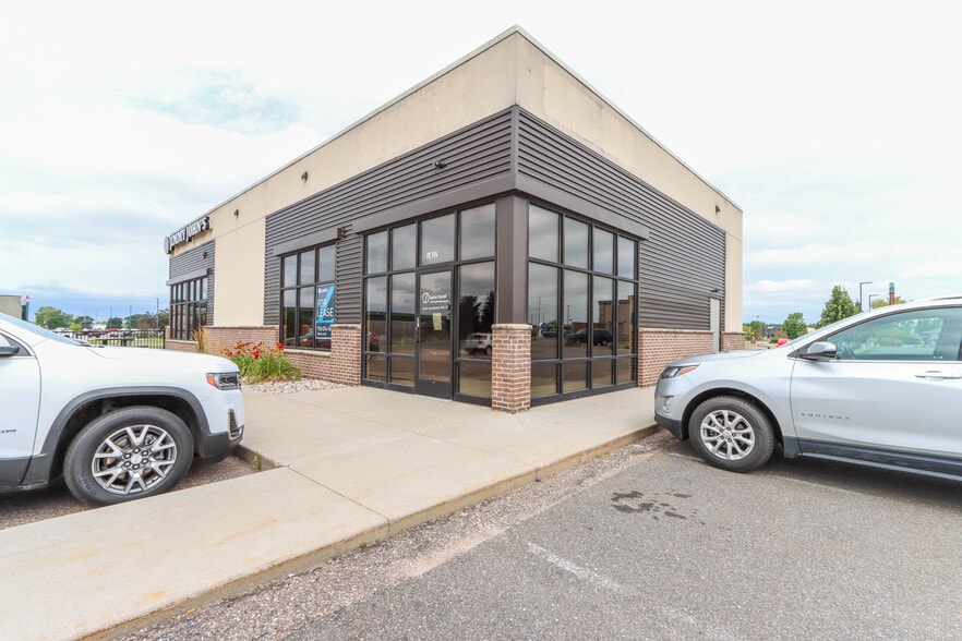 More Photos Of 1837-1845 Park Ave, Plover Storefront Retail Office For Lease