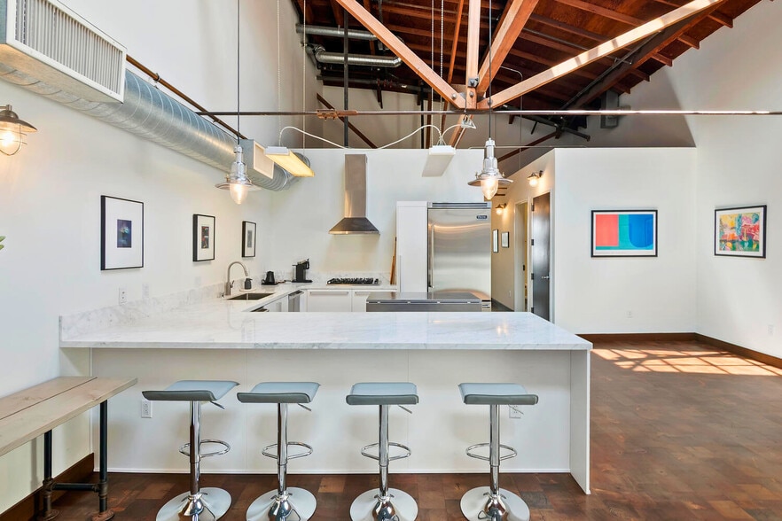 More Photos Of 1042 Princeton Dr, Marina del Rey Loft Creative Space For Sale