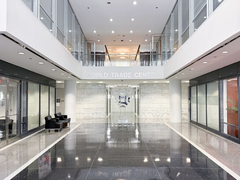 More Photos Of 101 W Main St, Norfolk Office For Lease