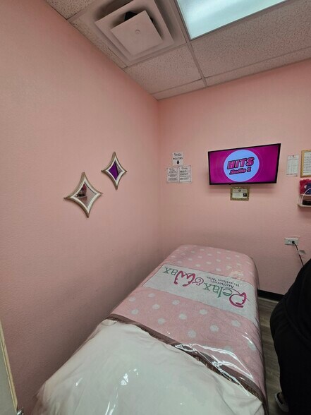 More Photos Of 2000 Denison St, Denton Storefront Retail Office For Lease