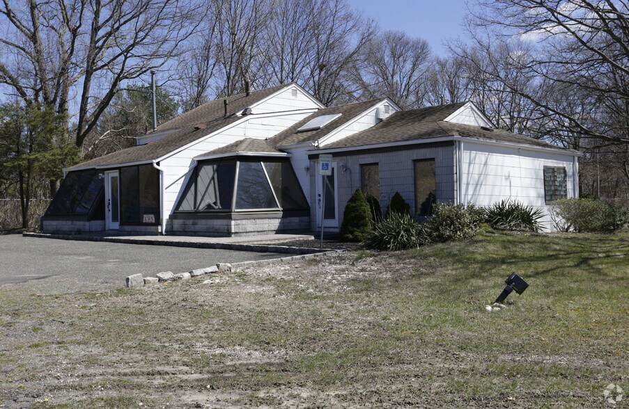 More Photos Of 4515 Nesconset Hwy, Port Jefferson Station Freestanding For Lease