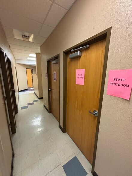 More Photos Of 2002 N Stockton Hill Rd, Kingman Medical For Lease