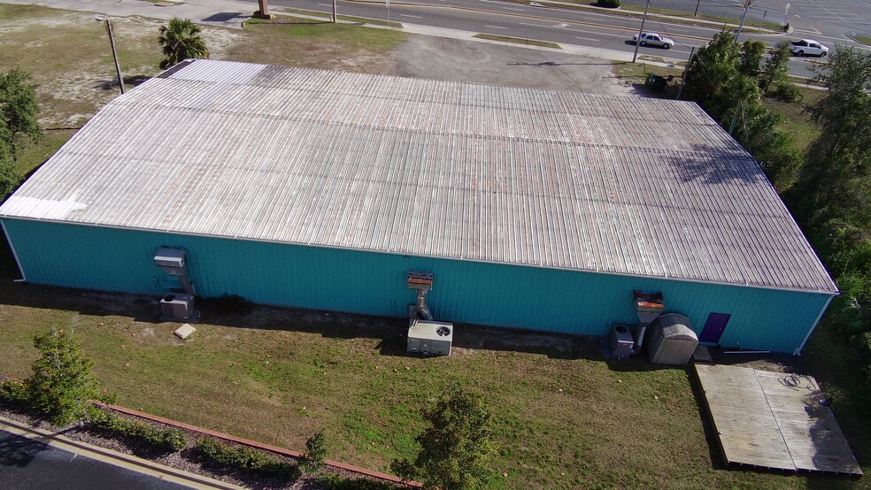 More Photos Of 2011 S Jefferson St, Perry General Retail For Sale