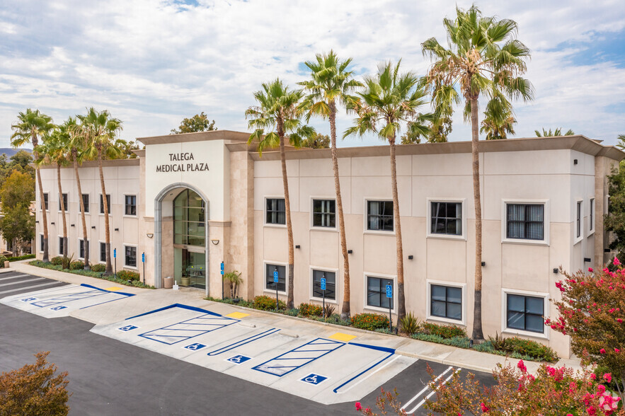 Primary Photo Of 1300 Avenida Vista Hermosa, San Clemente Medical For Lease