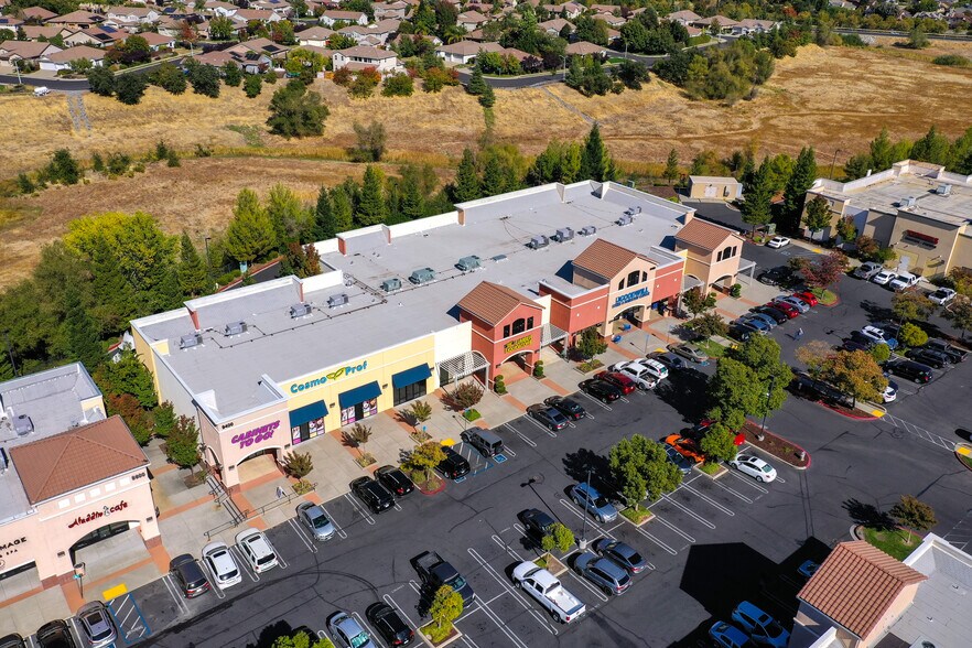 More Photos Of 9400 Fairway Dr, Roseville Storefront For Lease