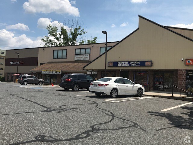 More Photos Of 660-700 Worcester Rd, Framingham Unknown For Lease
