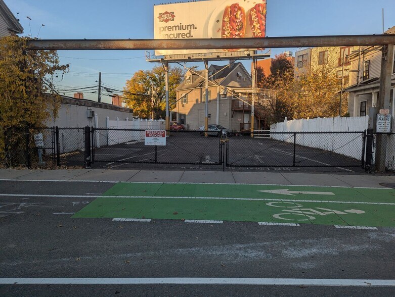 More Photos Of , Cambridge Unknown For Sale