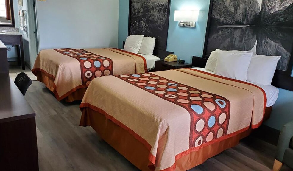 More Photos Of 1807 SE Frontage Rd, Van Horn Hotel For Sale