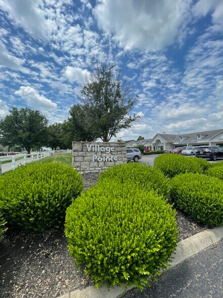 More Photos Of 218-258 W Olentangy St, Powell Unknown For Lease