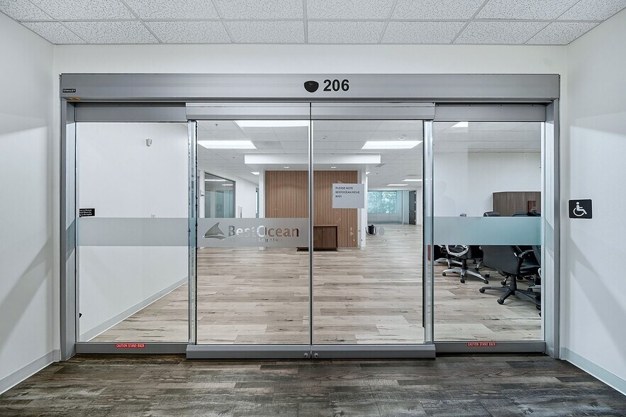 More Photos Of 1520 Bridgegate Dr, Diamond Bar Office For Lease