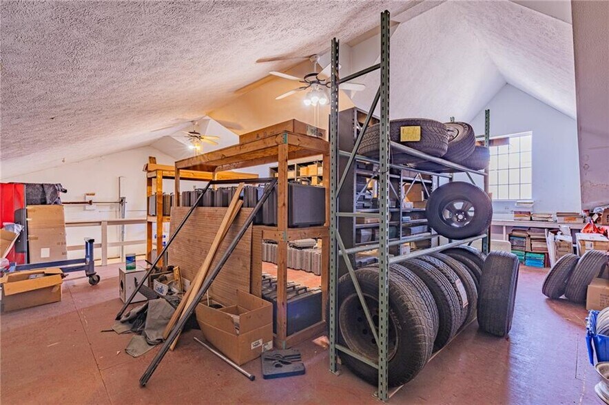 More Photos Of 4577 S Lake Rd, Brockport Auto Dealership For Sale