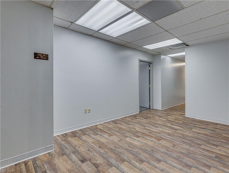 More Photos Of 680 E Market St, Akron Loft Creative Space For Lease