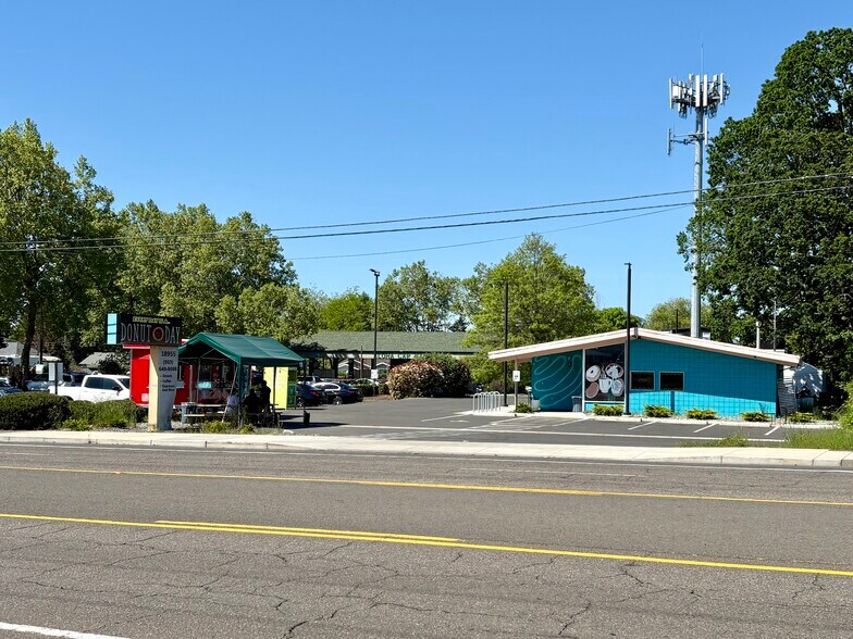 Primary Photo Of 18955 SW Tualatin Valley Hwy, Beaverton Freestanding For Sale