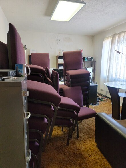 More Photos Of 2812-2816 Havenscourt Blvd, Oakland Storefront Retail Residential For Sale