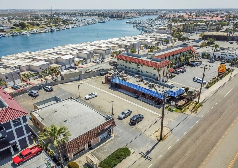 Primary Photo Of 16232 Pacific Coast Hwy, Huntington Beach Restaurant For Sale