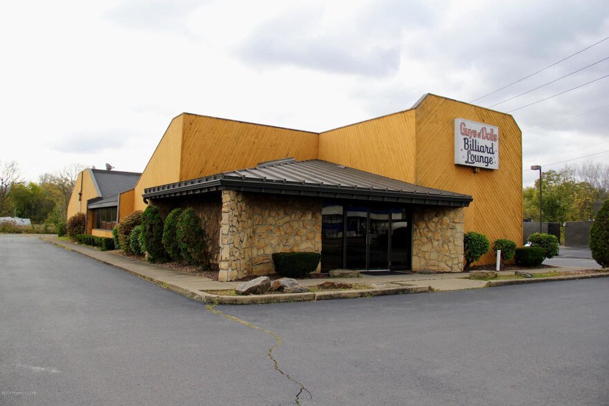 More Photos Of 59 S Wyoming Ave, Edwardsville Freestanding For Lease