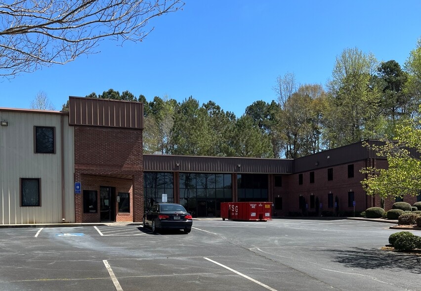 More Photos Of 1394 Broadway Ave, Braselton Warehouse For Sale