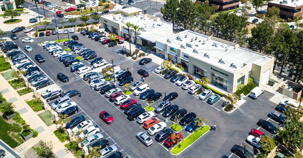 More Photos Of 9254 Scranton Rd, San Diego Freestanding For Sale