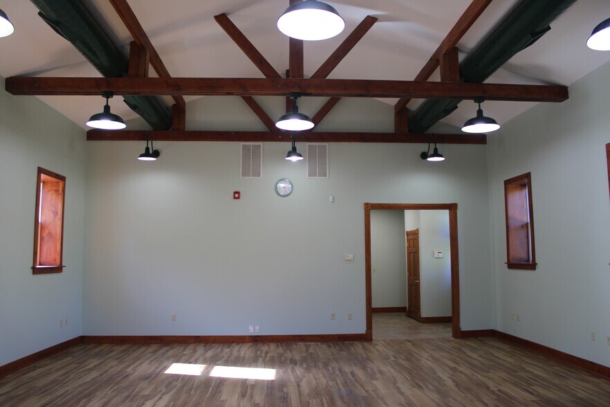 More Photos Of 716 New Brunswick Ave, Phillipsburg Freestanding For Lease