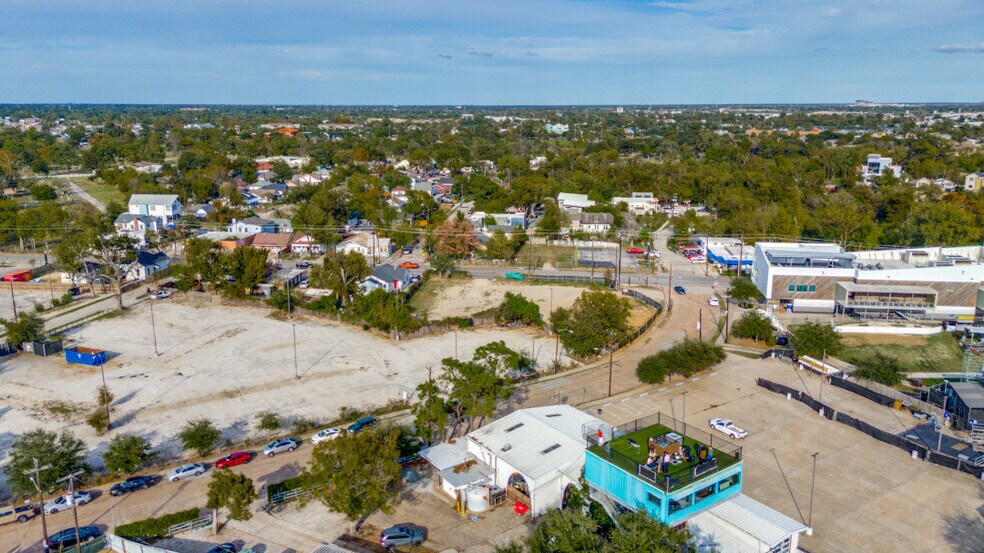 More Photos Of 3002 N Main St, Houston Land For Sale