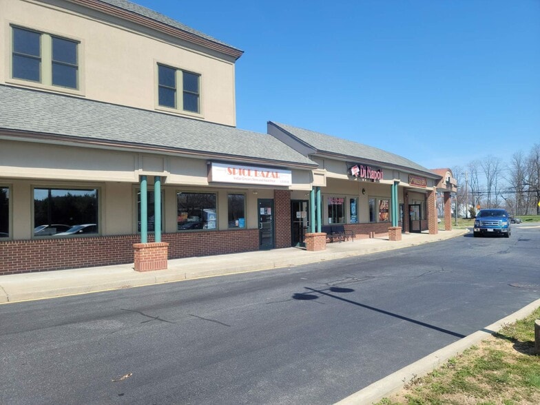 More Photos Of 5350 Summit Bridge Rd, Middletown Storefront Retail Office For Lease
