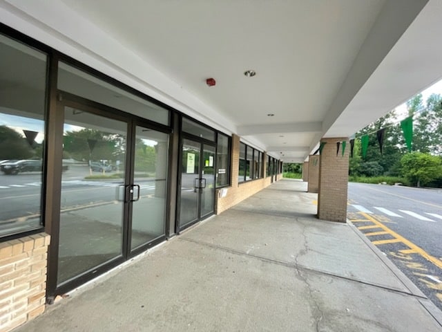 More Photos Of 158 Route 22, Pawling Unknown For Lease