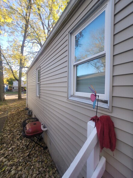 More Photos Of 1458 W 32nd St, Indianapolis Apartments For Sale