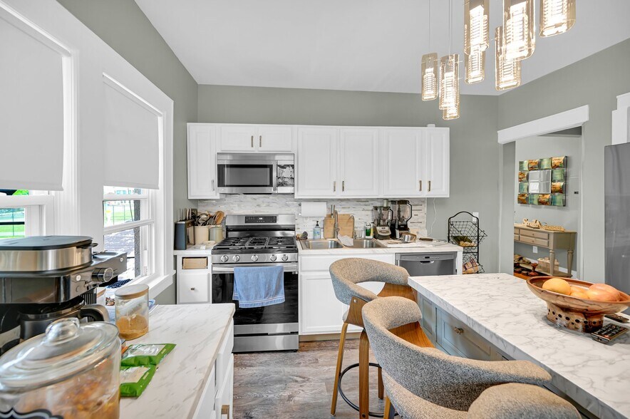 More Photos Of , Mamaroneck Unknown For Sale