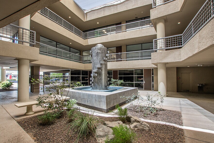 More Photos Of 14555 N Scottsdale Rd, Scottsdale Office For Lease