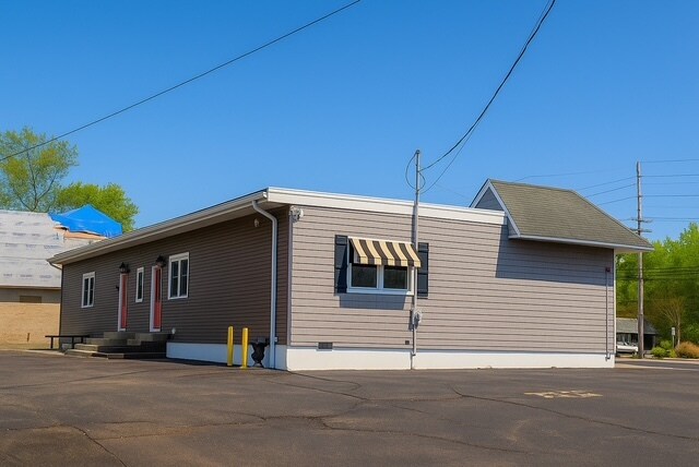 More Photos Of 284 Mantoloking Rd, Brick General Retail For Sale