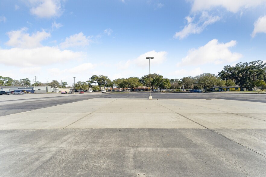 More Photos Of 8621 White Bluff Rd, Savannah Land For Sale