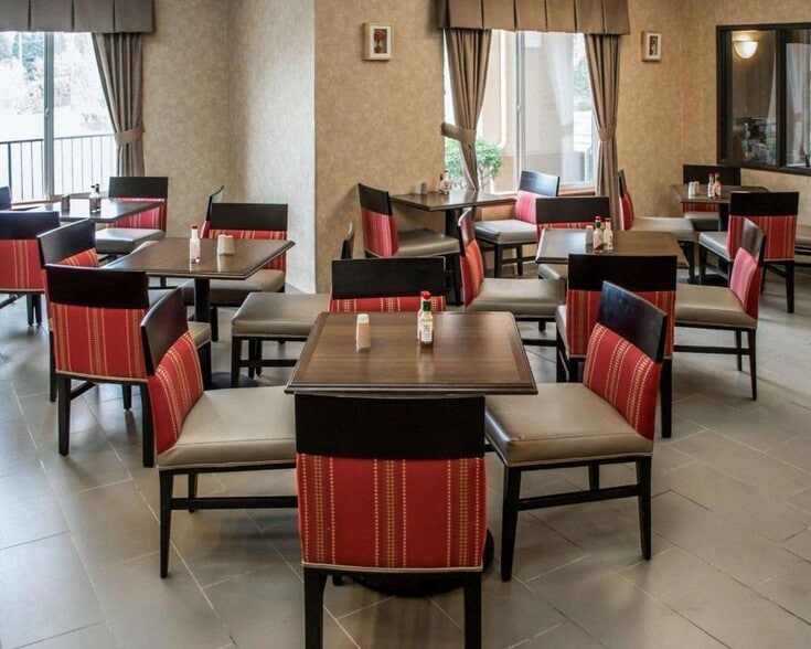 More Photos Of 11340 SW 60th Ave, Portland Hotel For Sale