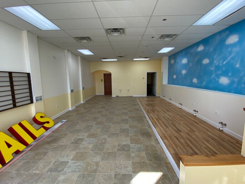 More Photos Of 302-310 State St, Marengo Unknown For Sale