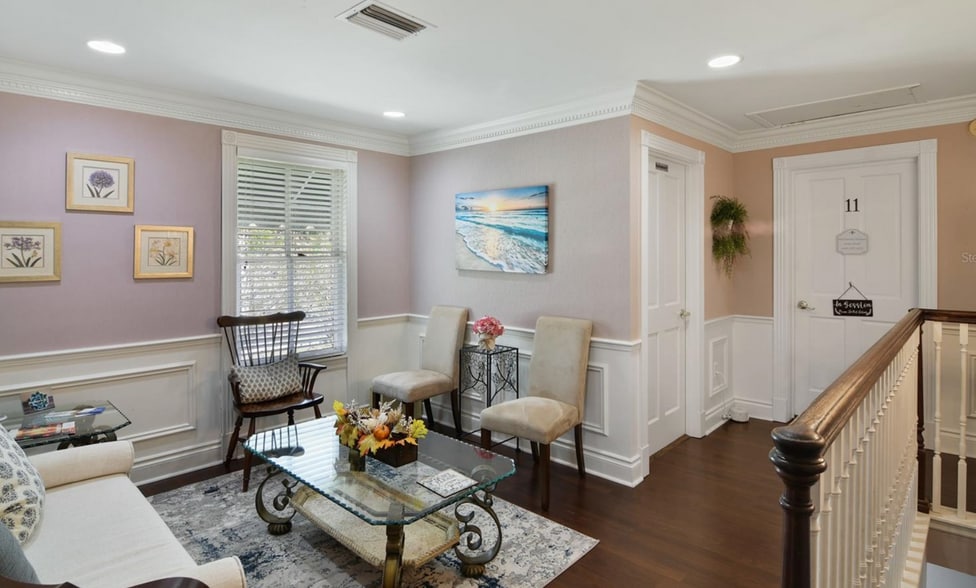 More Photos Of 851 N Donnelly St, Mount Dora Medical For Sale