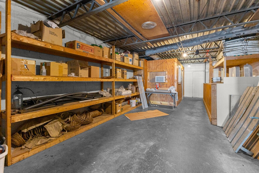 More Photos Of 14730 Champaign Rd, Allen Park Storefront Retail Office For Sale