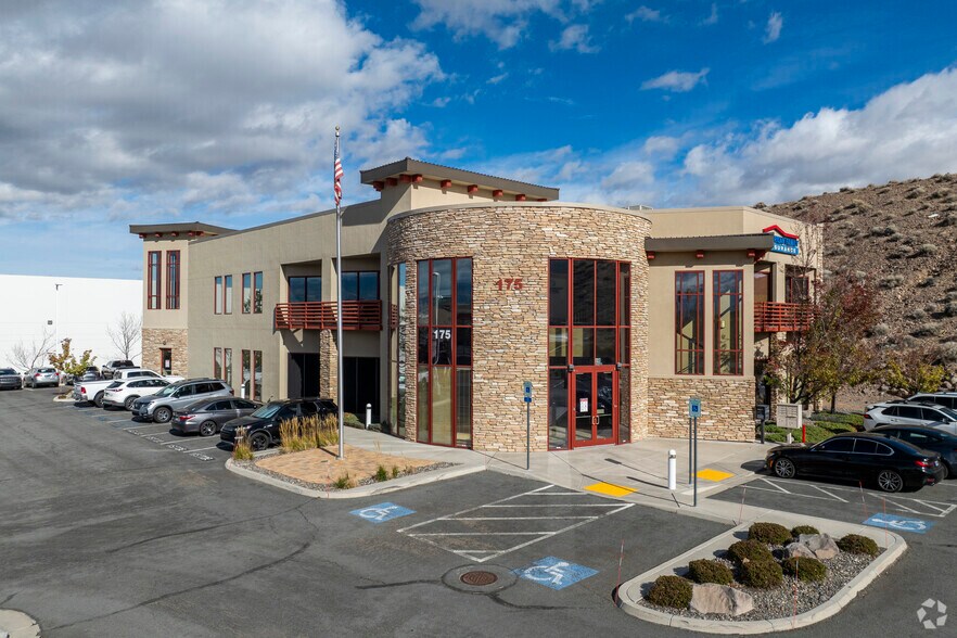 Primary Photo Of 175 Salomon Cir, Sparks Research And Development For Lease