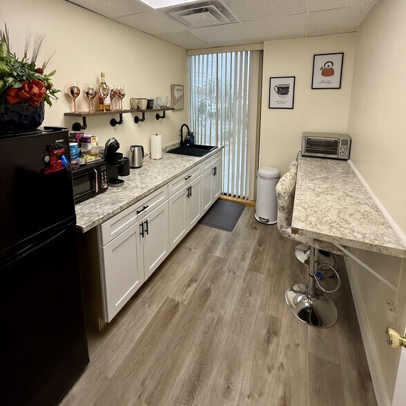 More Photos Of 1515 Smith St, North Providence Coworking Space