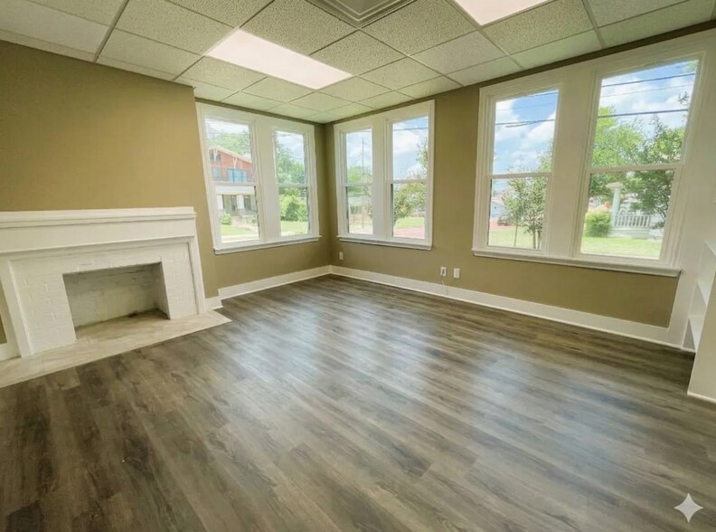 More Photos Of 514 S Fannin Ave, Tyler Loft Creative Space For Sale