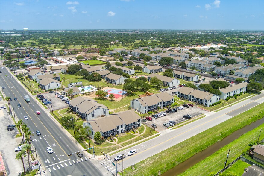 More Photos Of 6602 Everhart Rd, Corpus Christi Apartments For Sale