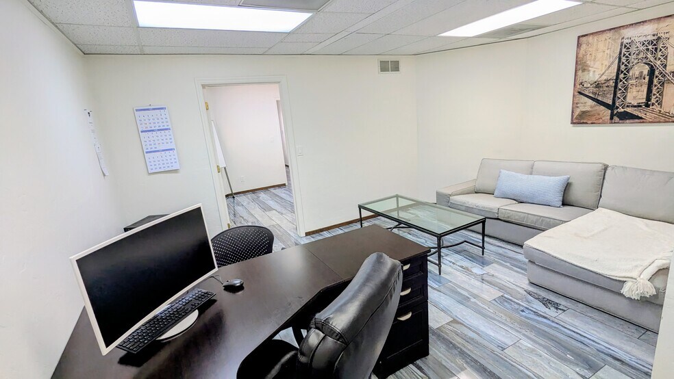 More Photos Of 6103-6105 E Grant Rd, Tucson Office For Sale