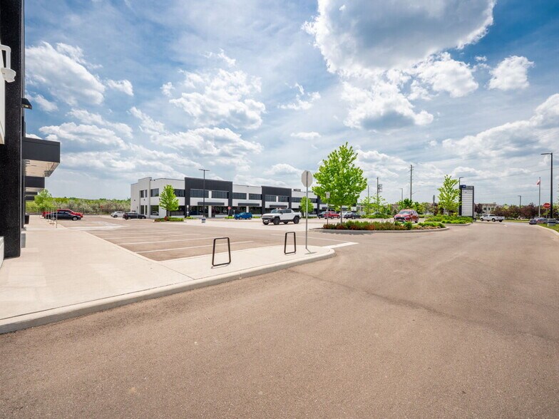 More Photos Of 465 Harry Walker Pky S, Newmarket Warehouse For Sale
