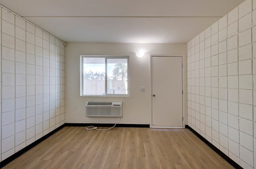 More Photos Of 4278 W Ashlan Ave, Fresno Apartments For Sale