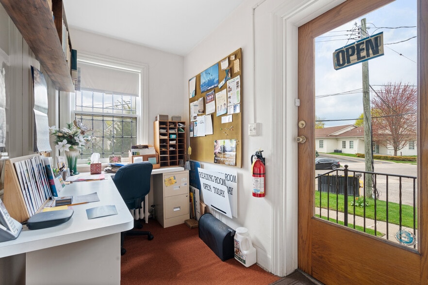 More Photos Of 71 S Washington St, Oxford Religious Facility For Sale